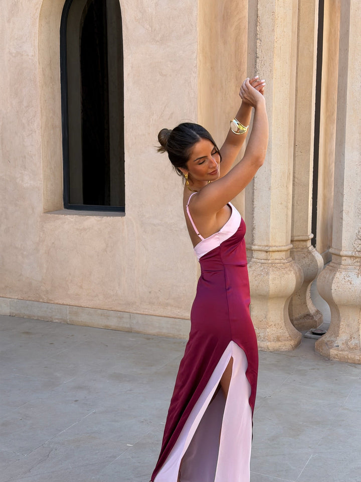 Macarena / Vestido granate