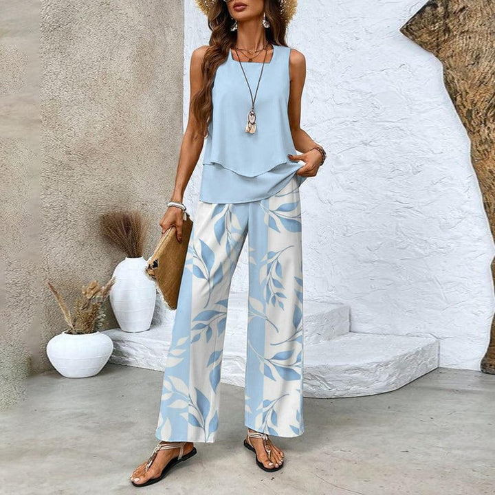 Conjunto de duas peças com top e calças coordenadas