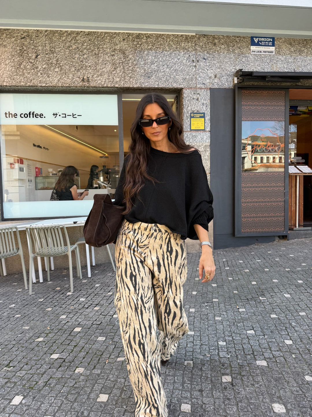 Calças de perna larga com estampa de zebra