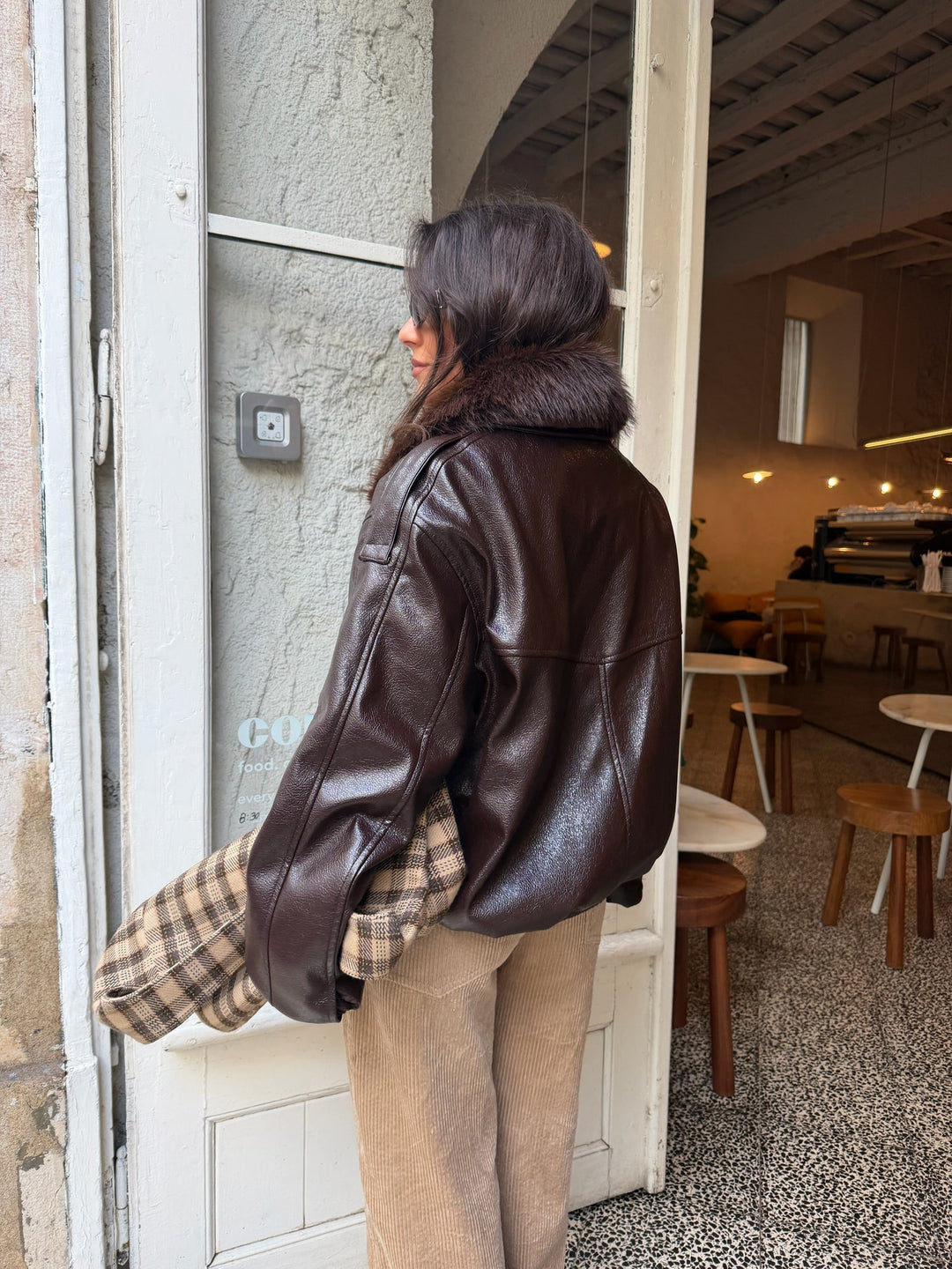Calças de pana bege