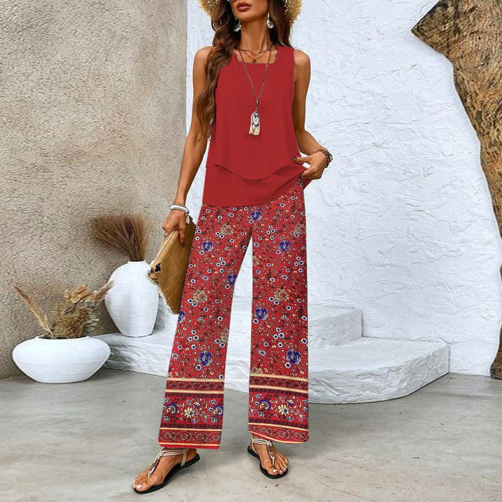 Conjunto de duas peças com top e calças coordenadas