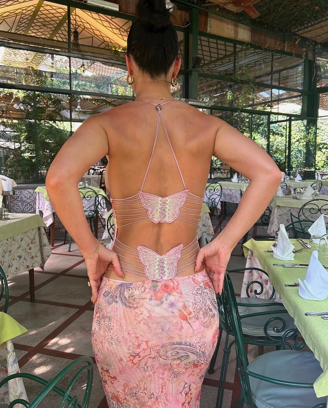 Shira | Vestido com costas borboleta