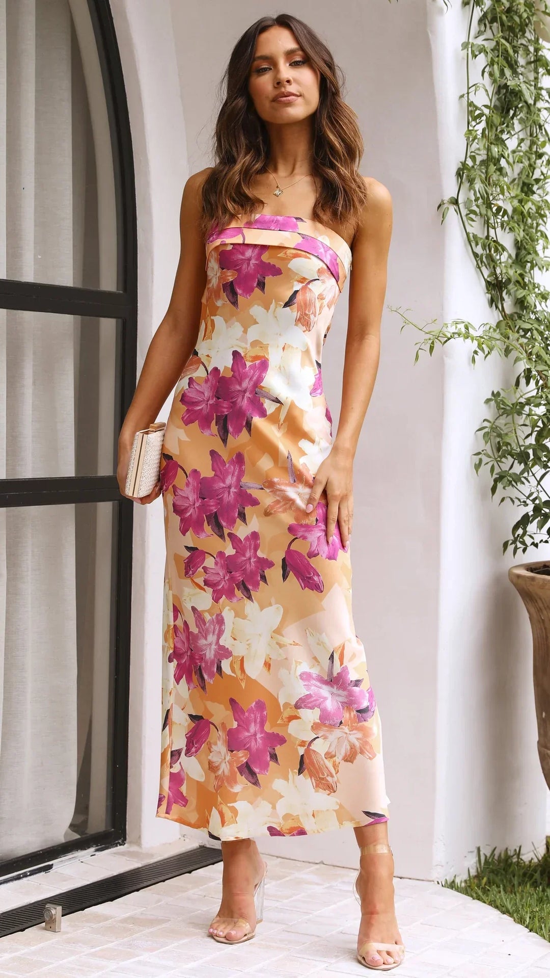 Thesa | Vestido de cetim sem mangas