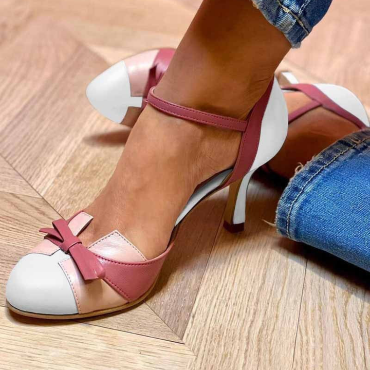 Sapatos de salto alto