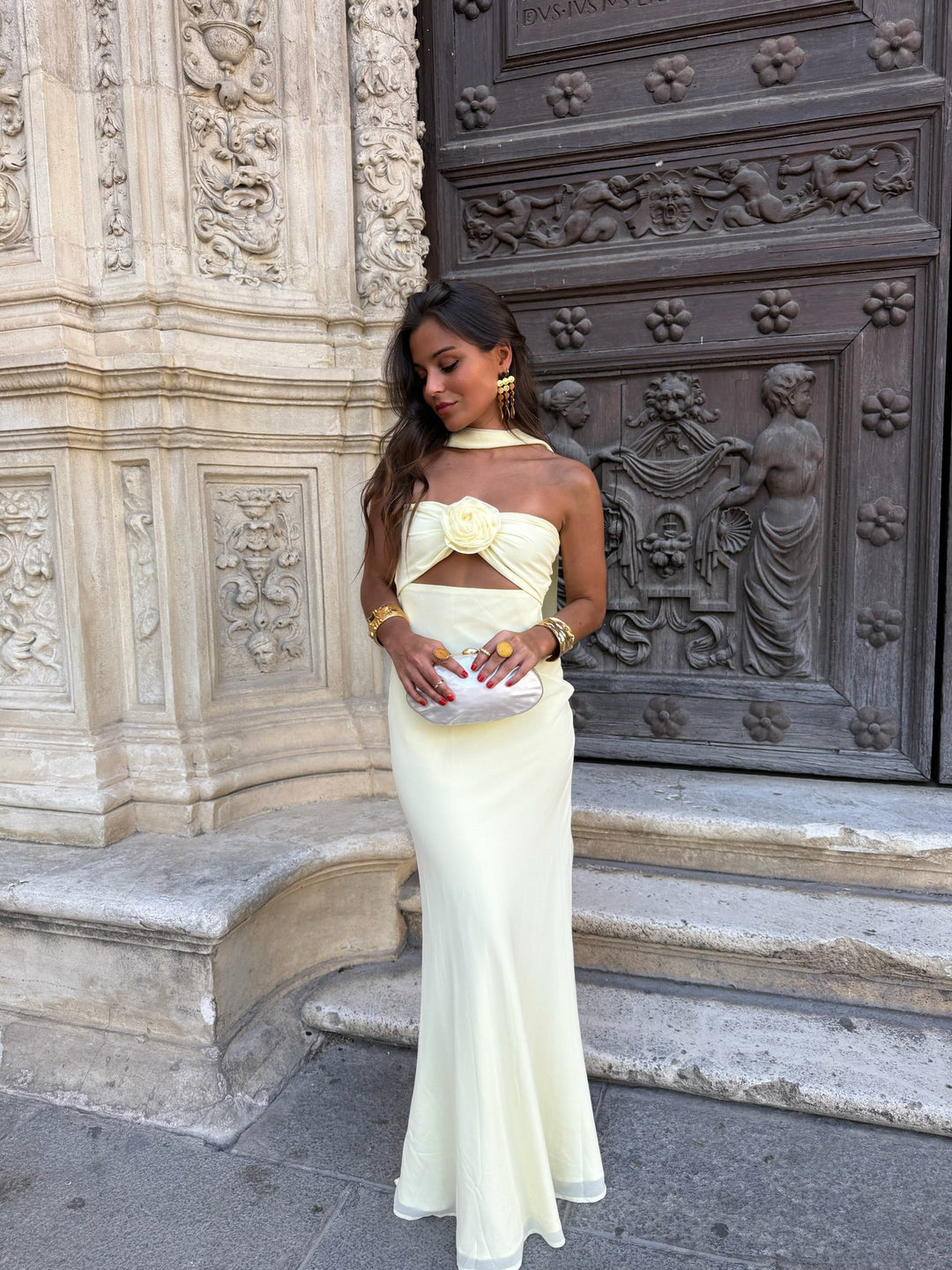 Zaira / Vestido amarelo pastel com flores