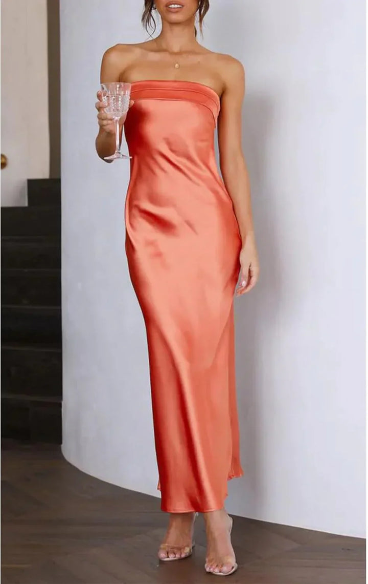 Thesa | Vestido de cetim sem mangas