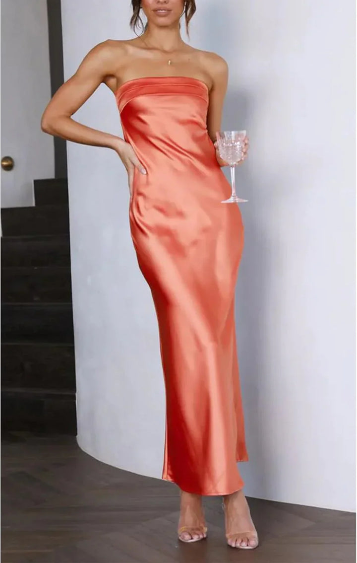 Thesa | Vestido de cetim sem mangas