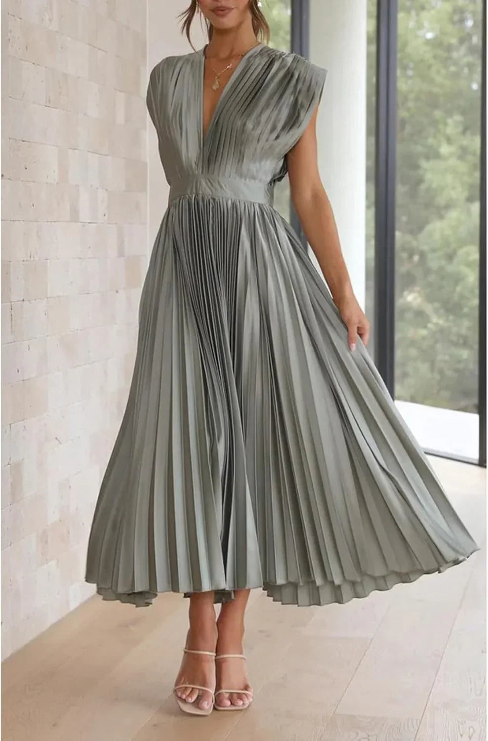 Alice | Vestido Midi Plissado