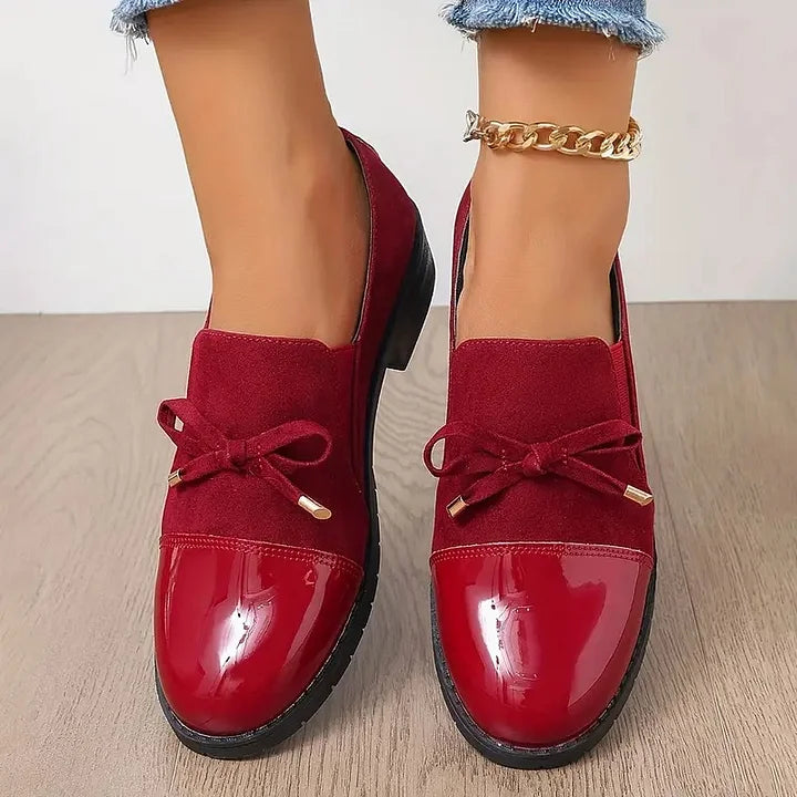 Marvina - Mocassins Elegantes com Bico Redondo e Laço Decorativo