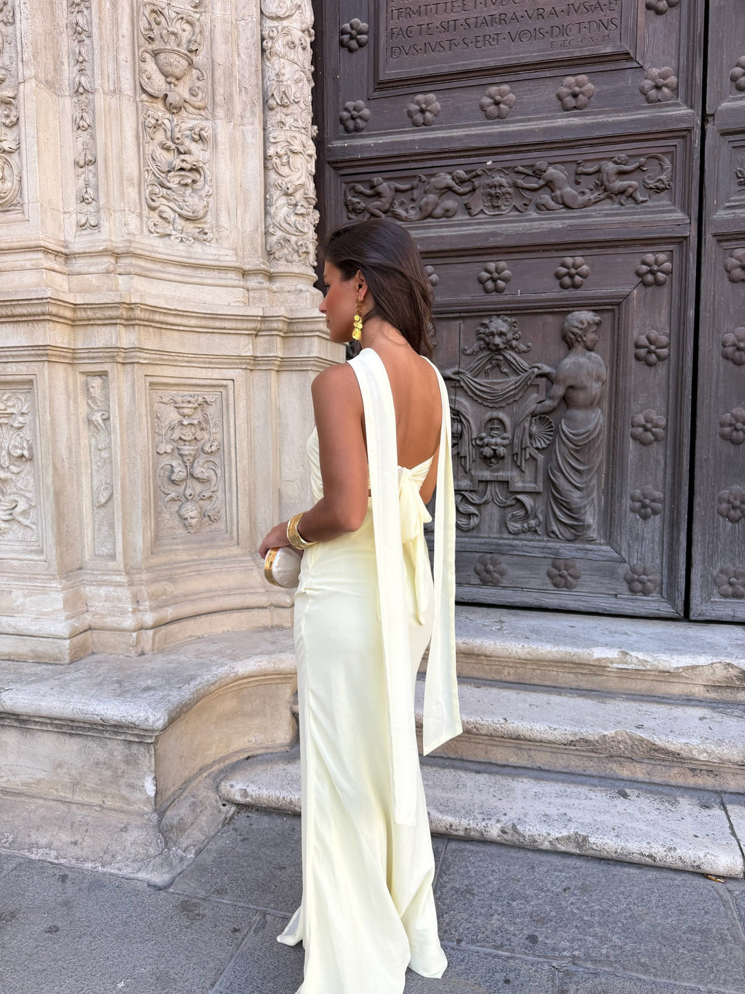 Zaira / Vestido amarelo pastel com flores