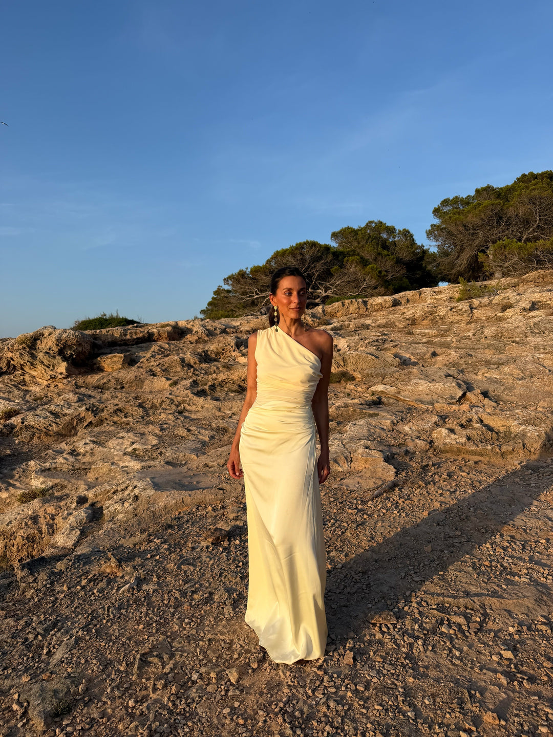 Amira / Vestido amarelo
