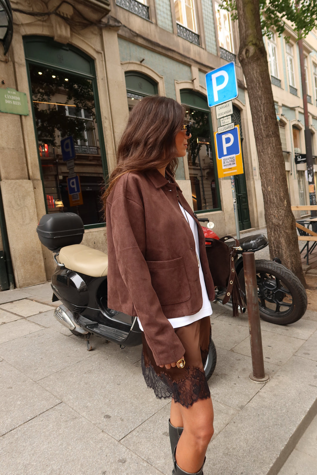 Jaqueta de camurça chocolate escuro