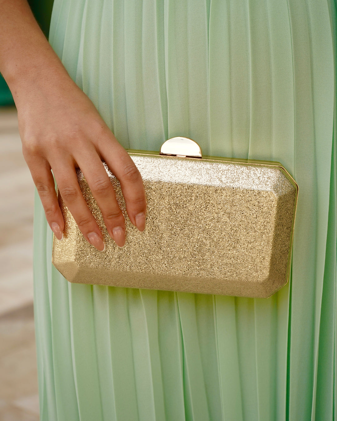 Bolsa Leonor Dourada