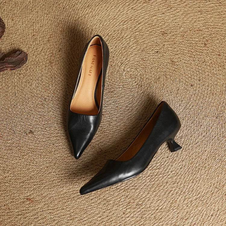 Marise - Sapatos de salto alto de bico fino em couro