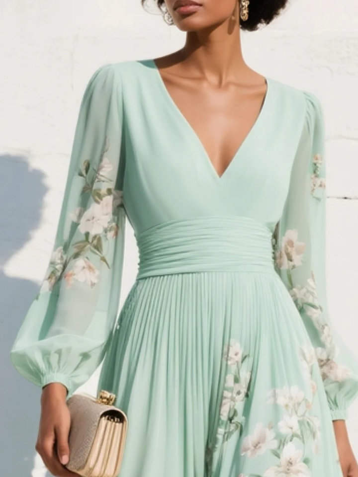 Coral / Vestido com estilo floral e decote