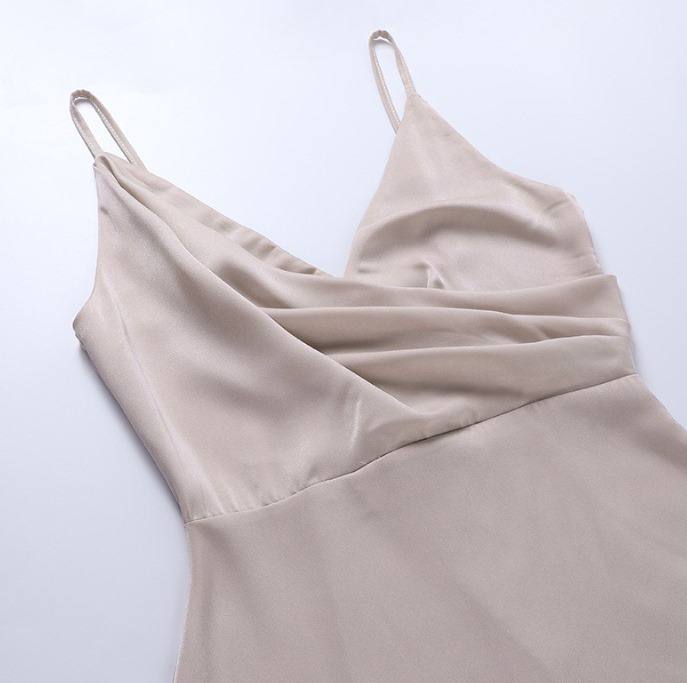 Allie | Vestido com decote